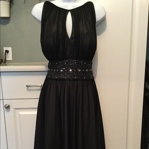 La Nouvelle Renaissance Black Dress